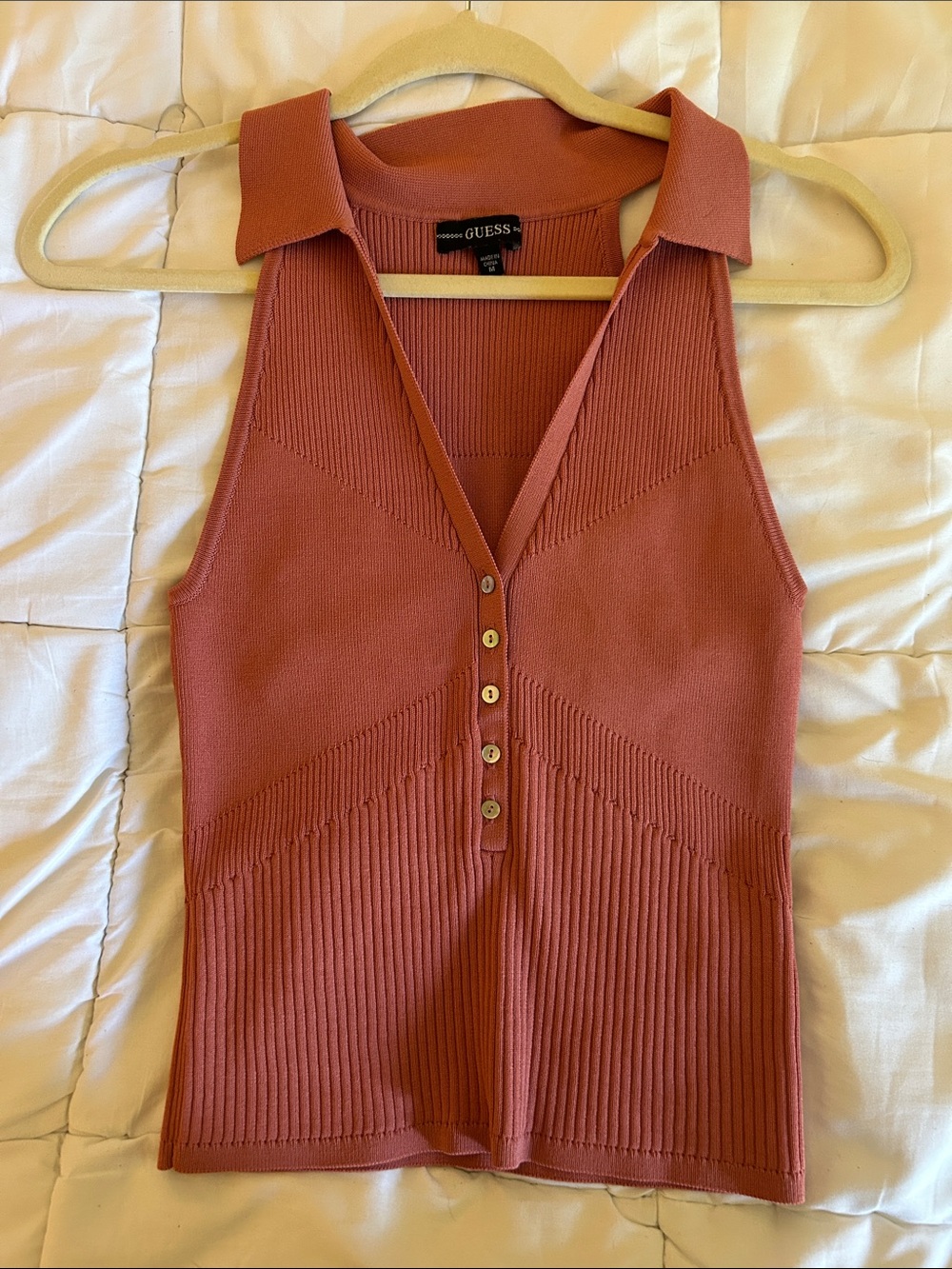 GUESS Collared Button-Front Tank in Brick